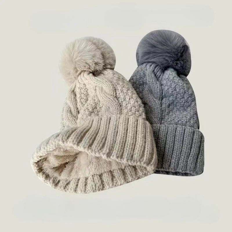 Cable Knit Pom Beanie