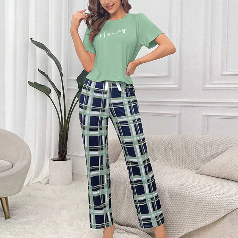 Women's Plaid Pajama Set