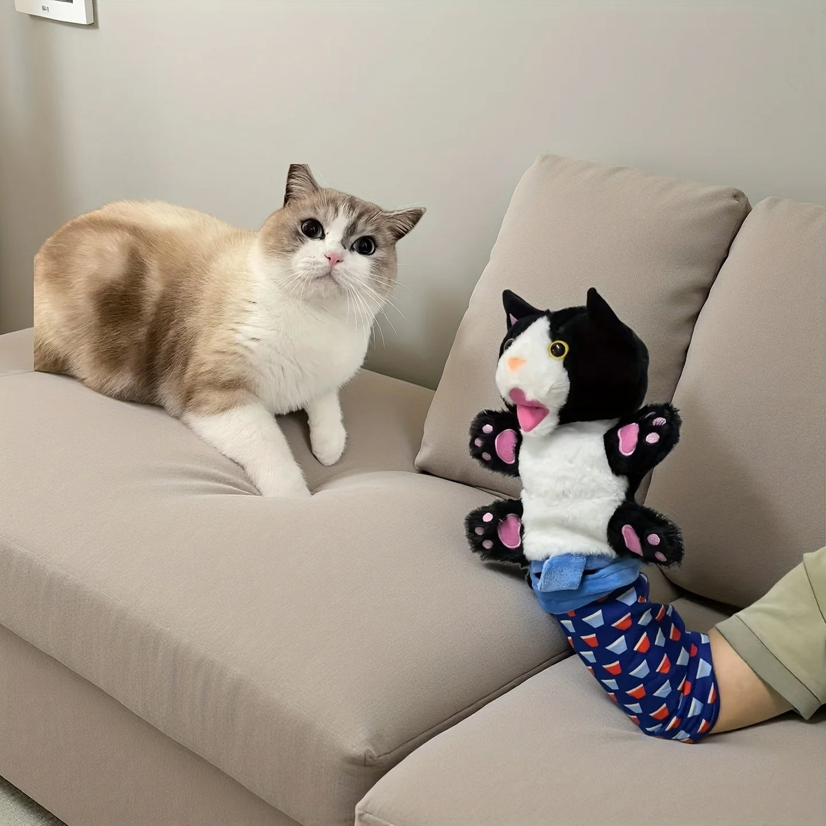 Poseable Cat Wrestling Plush Toy