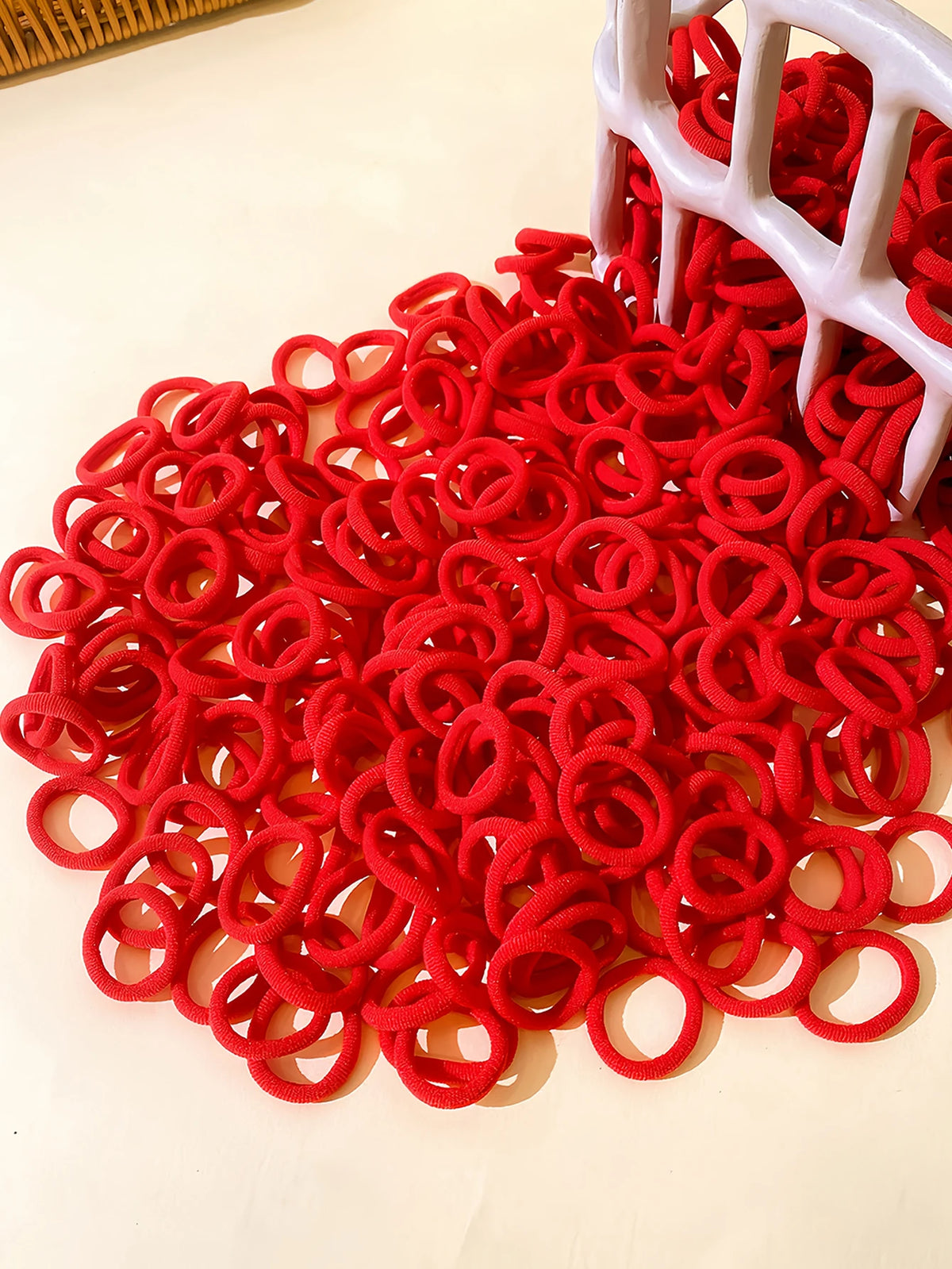 Elastic Hair Ties, 900 Pack