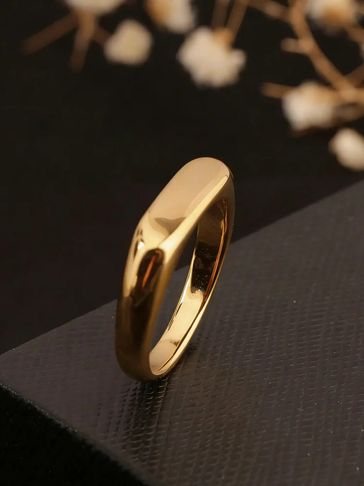 Plain Gold Signet Ring