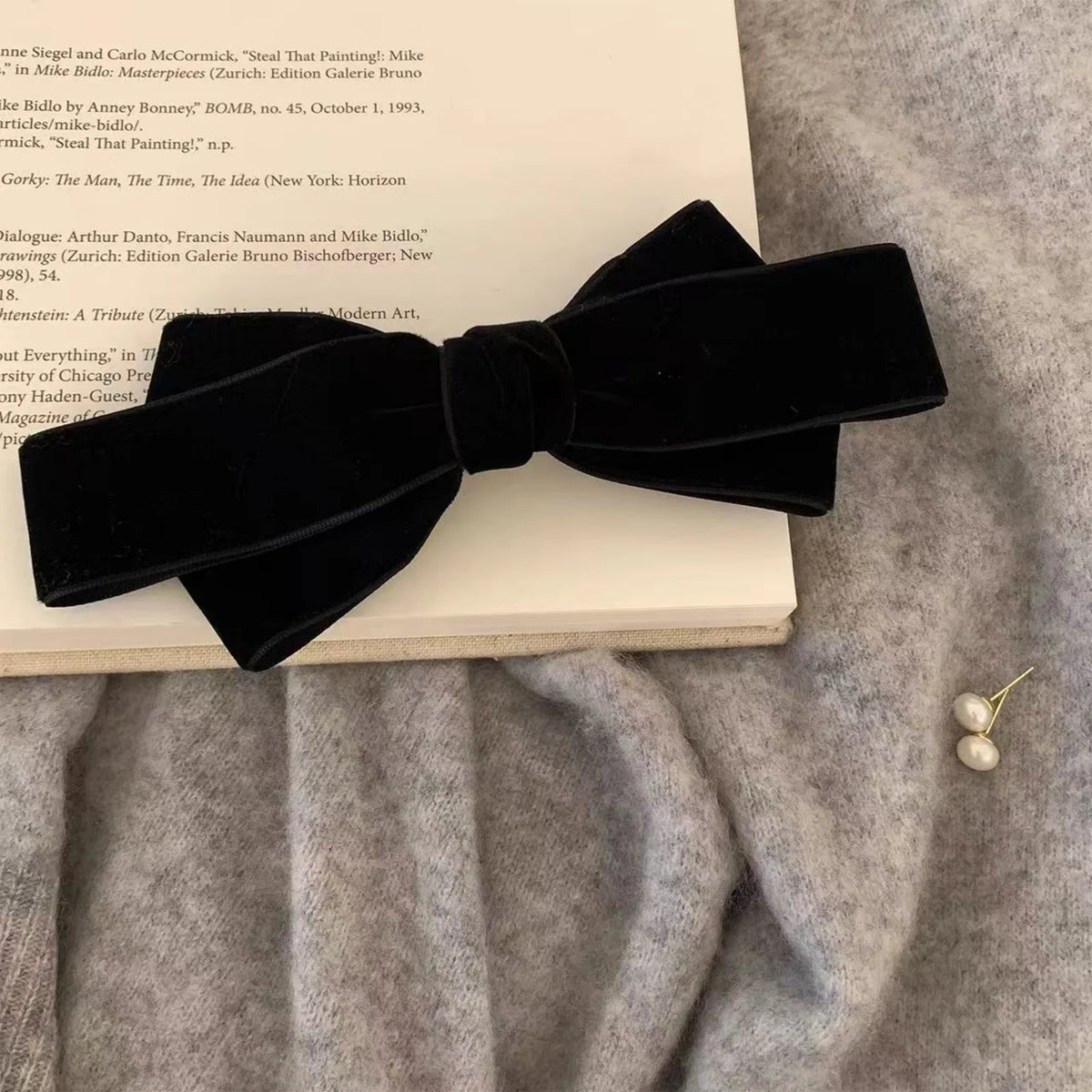 Black Velvet Bow Clip