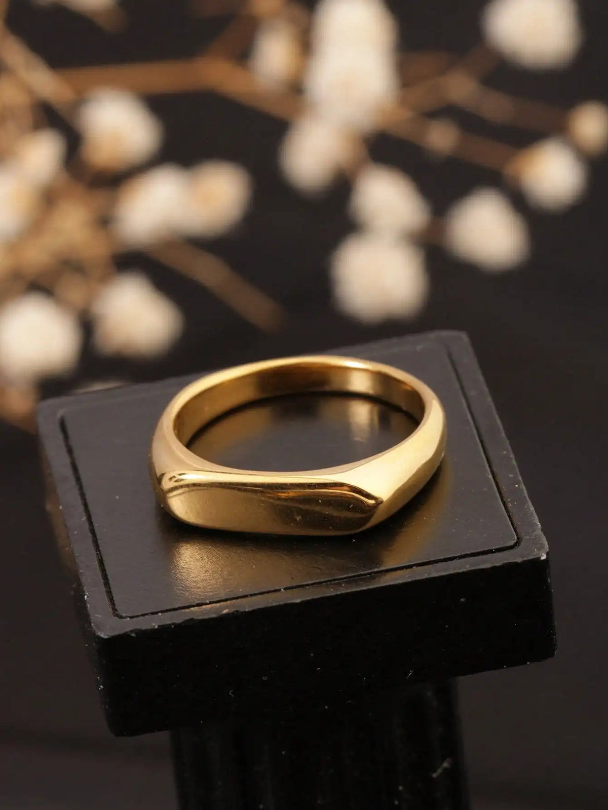 Plain Gold Signet Ring
