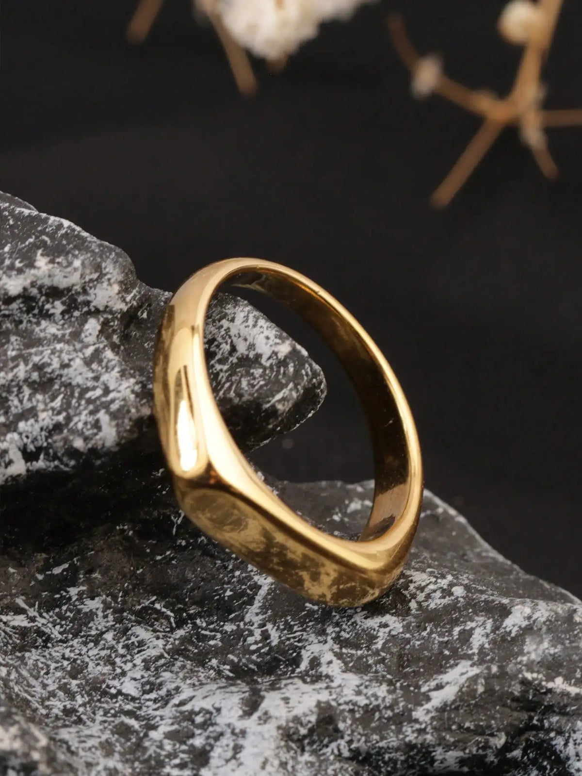 Plain Gold Signet Ring