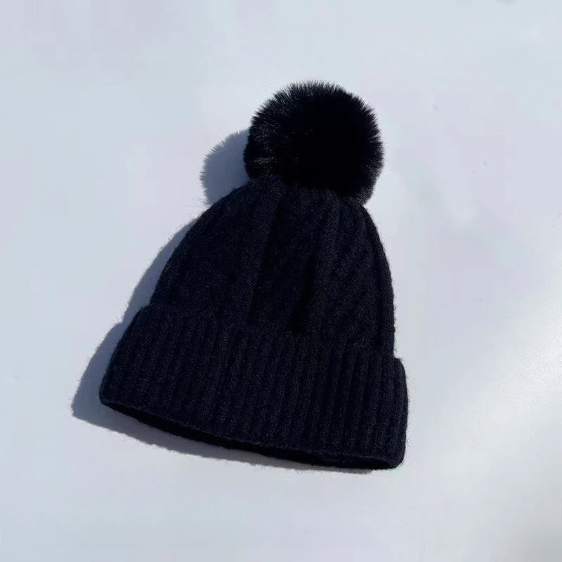 Cable Knit Pom Beanie