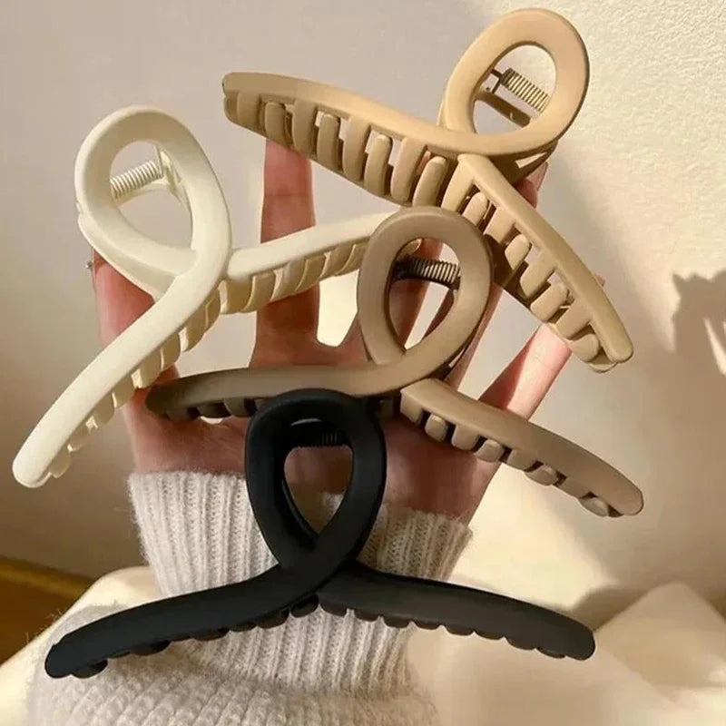 Matte Loop Claw Clips