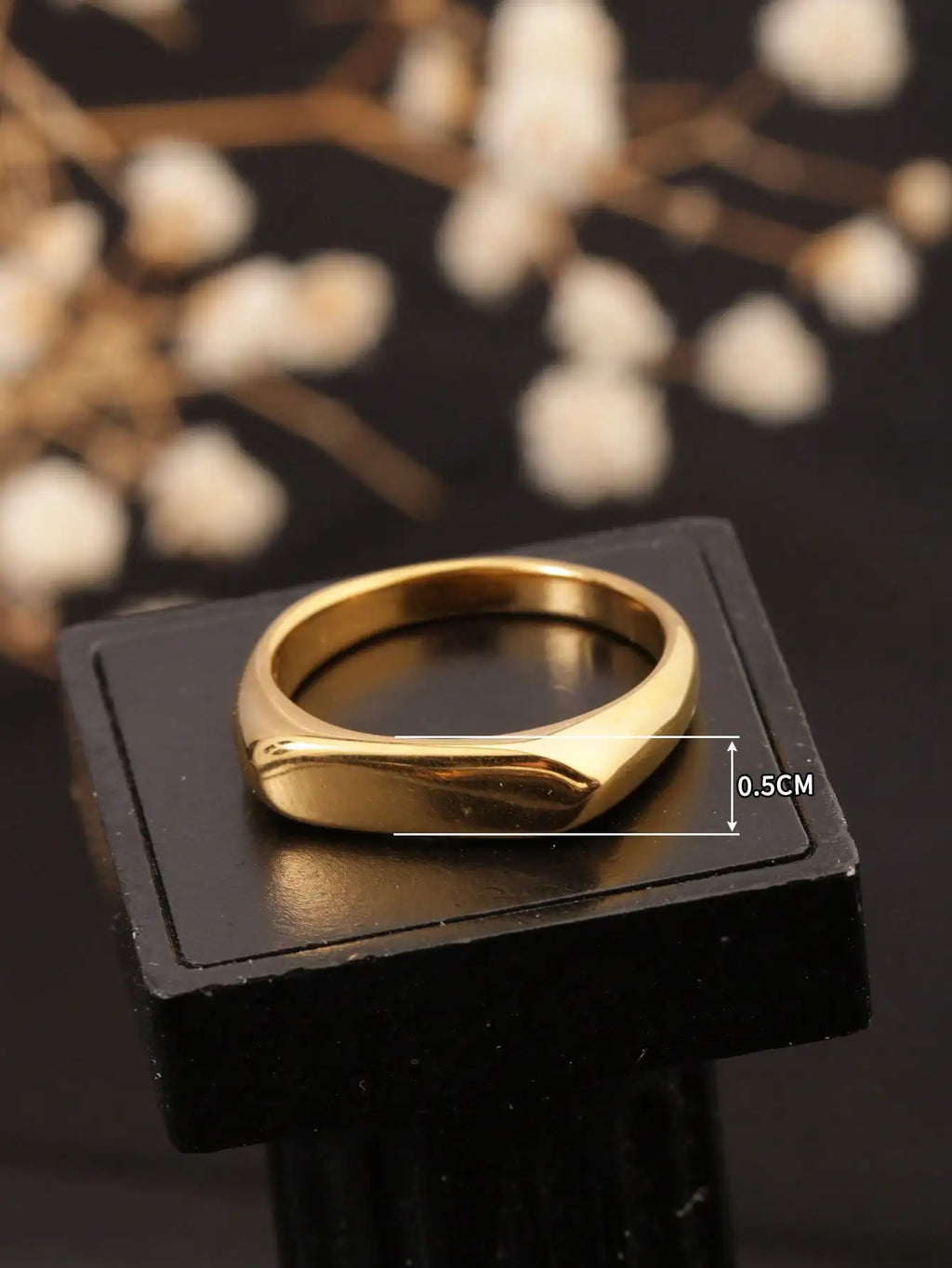 Plain Gold Signet Ring